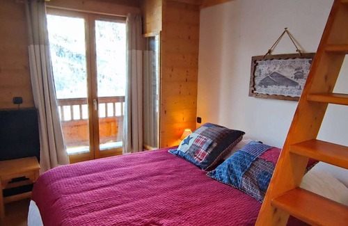 Isola Ski Chalet | 64 m² Chalet ∙ 2 bedrooms ∙ 6 guests