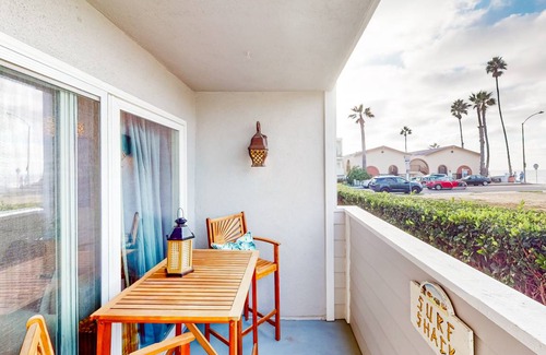 South Oceanside Condo | 64 m² Condo ∙ 1 bedroom ∙ 4 guests
