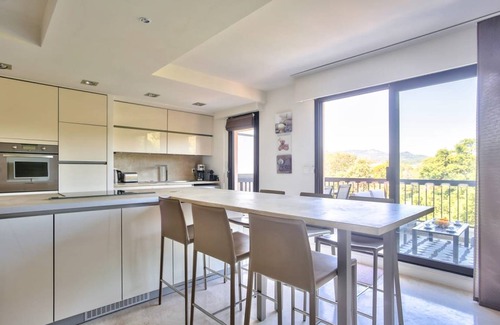 Mandelieu-La-Napoule Apartment | 64 m² Apartment ∙ 2 bedrooms ∙ 4 guests