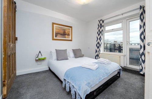 Bermondsey Resort | 64 m² Private room ∙ 1 bedroom ∙ 4 guests