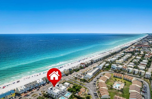 Miramar Beach House | 649 m² House ∙ 8 bedrooms ∙ 24 guests