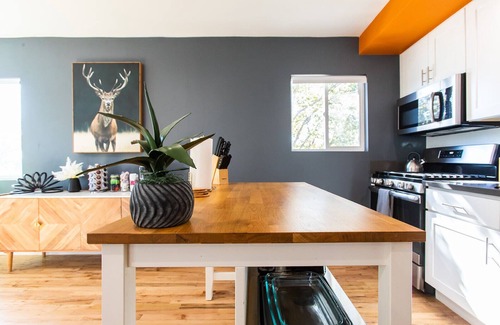 Santa Ana Apartment | ✦65"4kTV✦200Mbps✦2min→DTSA✦89wlkscr✦5min→Airport