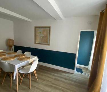 Port-en-Bessin-Huppain House | 65 m² House ∙ 2 bedrooms ∙ 6 guests