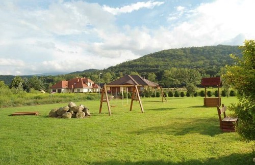 Sobieszow Apartment | 65 m² Apartment ∙ 2 bedrooms ∙ 4 guests