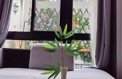 Huaihai Road Commercial Area Apartment | 65 m² Apartment ∙ 1 bedroom ∙ 4 guests