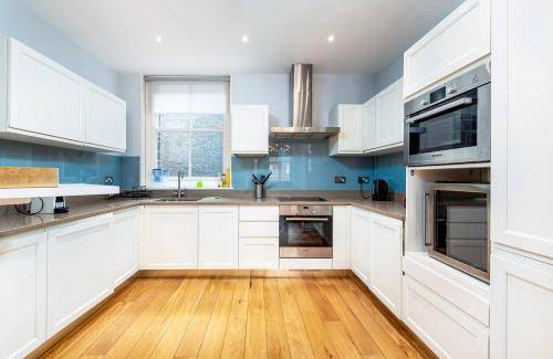 Chelsea Riverside Apartment | 65 m² Apartment ∙ 2 bedrooms ∙ 4 guests