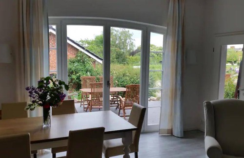 Suesel Apartment | 65 m² Apartment ∙ 2 bedrooms ∙ 4 guests