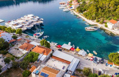 Pomena Apartment | 65 m² Apartment ∙ 2 bedrooms ∙ 4 guests