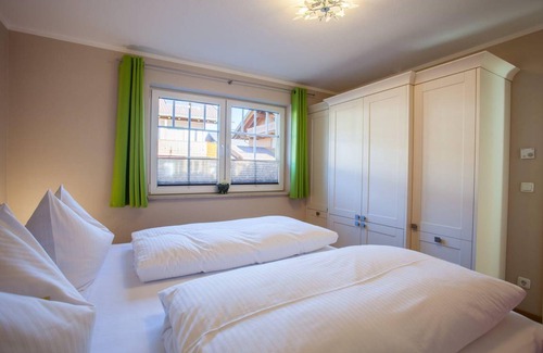 Farchant Apartment | 65 m² Apartment ∙ 2 bedrooms ∙ 4 guests