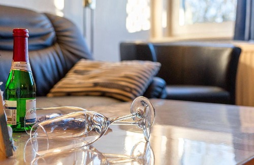 Esens Apartment | 65 m² Apartment ∙ 3 bedrooms ∙ 5 guests