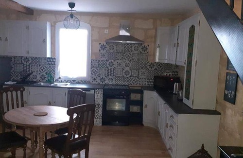Ambares-et-Lagrave Bed & Breakfast | 65 m² Bed and breakfast ∙ 3 guests
