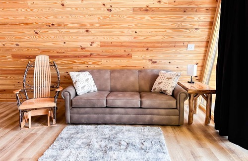 Newport Cabin | 65 m² Cabin ∙ 1 bedroom ∙ 4 guests