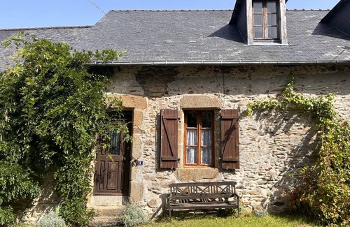 Courcite Cottage | 65 m² Cabin ∙ 2 bedrooms ∙ 4 guests