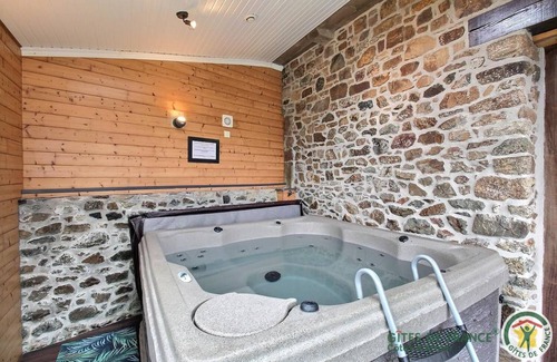 Goudelin House | 65 m² Gîte ∙ 2 bedrooms ∙ 4 guests