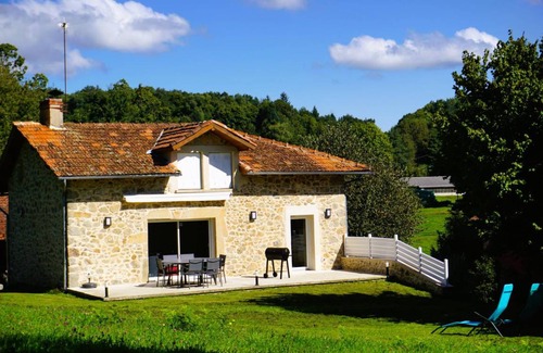 Bessonies House | 65 m² Gîte ∙ 3 bedrooms ∙ 6 guests