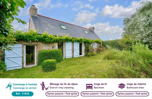 Saint-Jean-Trolimon House | 65 m² House ∙ 2 bedrooms ∙ 4 guests