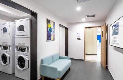 Baqiao Hotel | 65 m² Hotel ∙ 127 guests