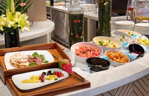 Pudong Hotel | 65 m² Hotel ∙ 127 guests