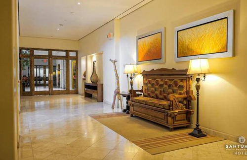 Tecate Hotel | 65 m² Hotel ∙ 4 guests