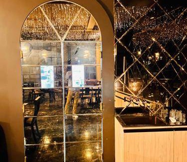 Rau Hotel | 65 m² Hotel ∙ 5 guests