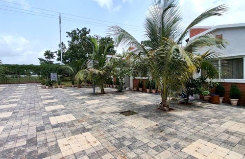 Rau Hotel | 65 m² Hotel ∙ 5 guests