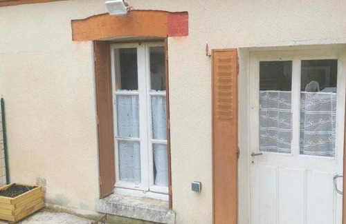 Chatillon-Coligny House | 65 m² House ∙ 2 bedrooms ∙ 5 guests