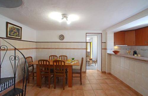 Mem Moniz House | 65 m² House ∙ 2 bedrooms ∙ 4 guests
