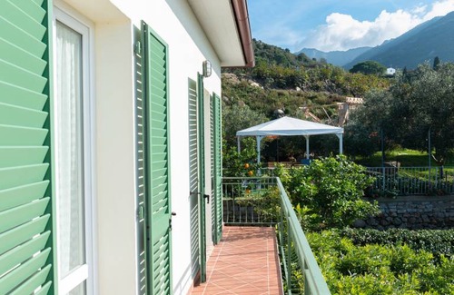 Patresi House | 65 m² House ∙ 2 bedrooms ∙ 4 guests
