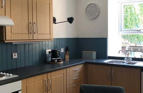 Moffat House | 65 m² House ∙ 2 bedrooms ∙ 4 guests