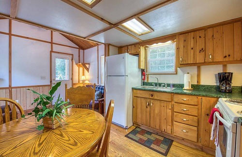Maggie Valley House | 65 m² House ∙ 2 bedrooms ∙ 6 guests