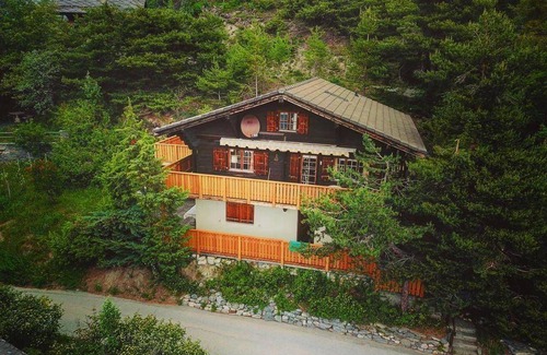 Leuk House | 65 m² House ∙ 3 bedrooms ∙ 5 guests