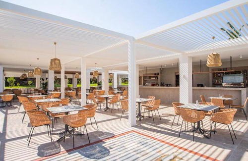 Paradisi Resort | 65 m² Resort ∙ 2 bedrooms ∙ 127 guests