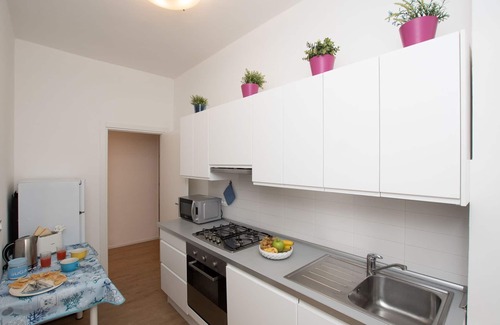 Albissola Marina House | 65 sqm apartment 50 meters from the sea