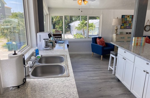Bradenton Beach House | 65 steps to beach or bay, 150,000-dollar pool, deck, views, paddle boards/Kayaks