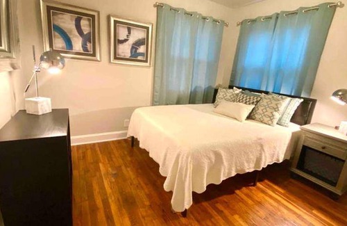 University Park Apartment | 650 m² Apartment ∙ 2 bedrooms ∙ 4 guests