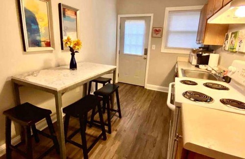 University Park Apartment | 650 m² Apartment ∙ 2 bedrooms ∙ 4 guests