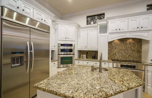 Palm Beach Country Estates House | 6500sf Luxe Design 8BR Mansion/Heated Pool/Cinema