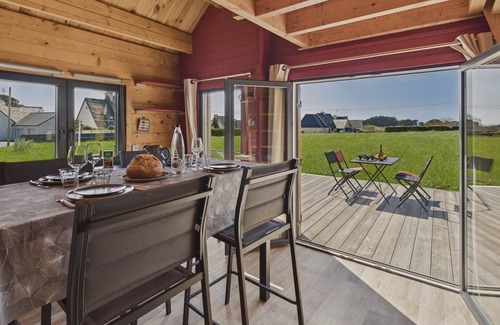 Penmarch Ski Chalet | 650m Ster beach, chalet - terrace for 4
