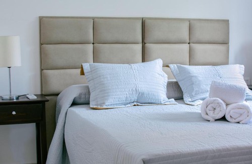 San Juan Apartment | 659 Suites