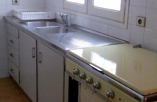 Tourrettes-sur-Loup Apartment | 65m2 apartment, independent in villa, terrace, garden and parking, 5 Pers.