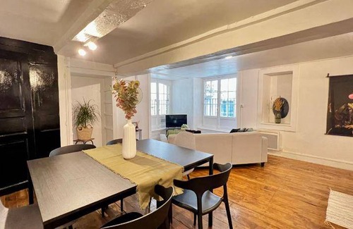 Thabor - Saint-Helier Apartment | 66 m² Apartment ∙ 3 bedrooms ∙ 6 guests