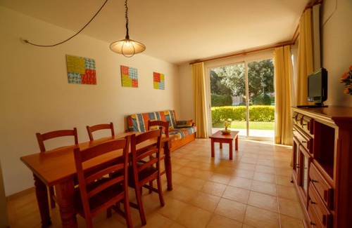 Pals Apartment | 66 m² Apartment ∙ 2 bedrooms ∙ 5 guests