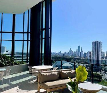 Broadbeach Apartment | 66 m² Apartment ∙ 2 bedrooms ∙ 4 guests