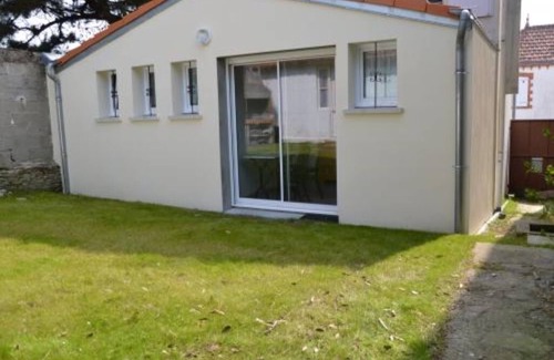 La Bernerie-en-Retz House | 66 m² house with enclosed garden, 400m walk to the main beach and all amenities