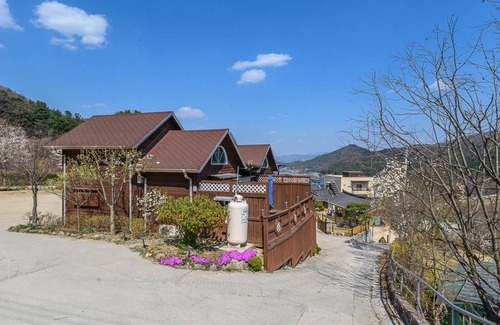 Sinbuk-myeon House | 66 m² Motel ∙ 2 bedrooms ∙ 10 guests