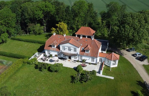 Kirke Saaby House | 660 m² House ∙ 7 bedrooms ∙ 14 guests