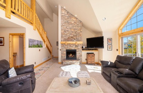Pole Creek House | 67 Fireweed 27A by Stay Winter Park