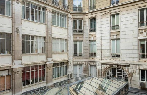 Paris City Center Apartment | 67 m² Apartment ∙ 2 bedrooms ∙ 4 guests
