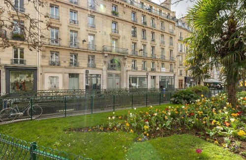 Paris City Center Apartment | 67 m² Apartment ∙ 2 bedrooms ∙ 4 guests