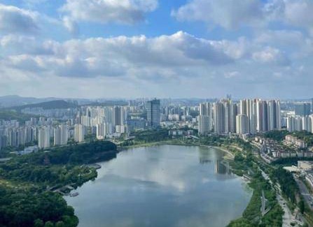 Yeongtong-gu Apartment | 67 m² Apartment ∙ 3 bedrooms ∙ 8 guests